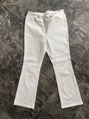 DG2 by DIANE GILMAN White Stretch Bootcut Pull-On Comfortable Coastal Pants